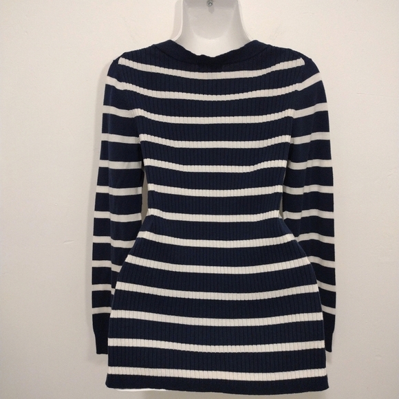 Gap - Striped Sweater - Picture 6 of 11